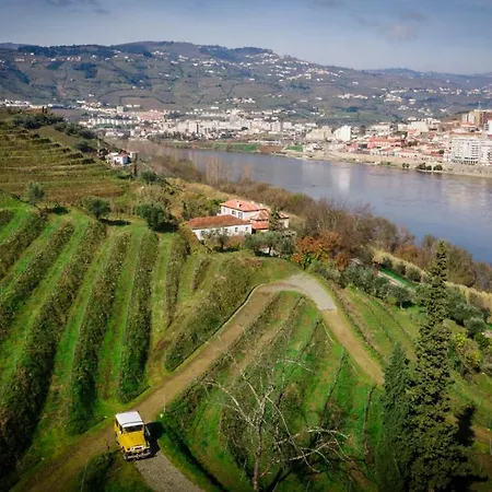 Johni House Lamego